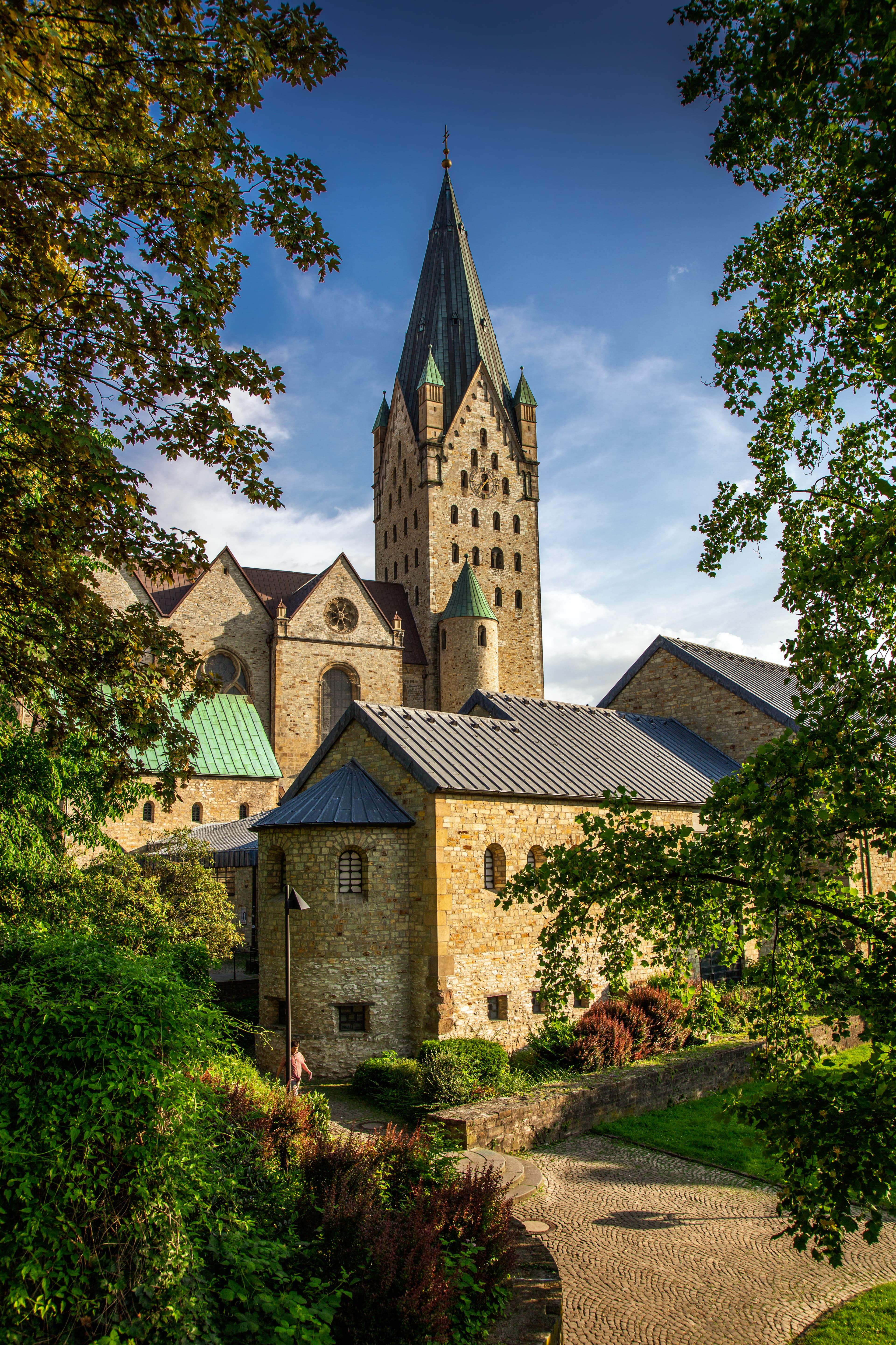 Paderborn Flight Tickets